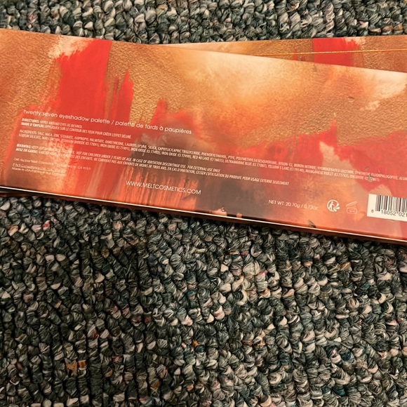 Melt Twenty Seven eyeshadow palette brand new - Picture 3 of 3